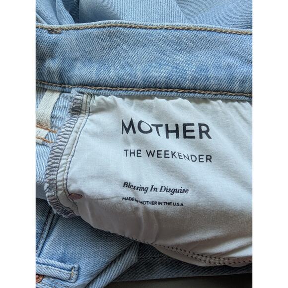 NWOT MOTHER The Weekender Mid Rise Flared Jeans Sz 30 Blessing in Disguise 3F509 - Picture 11 of 15